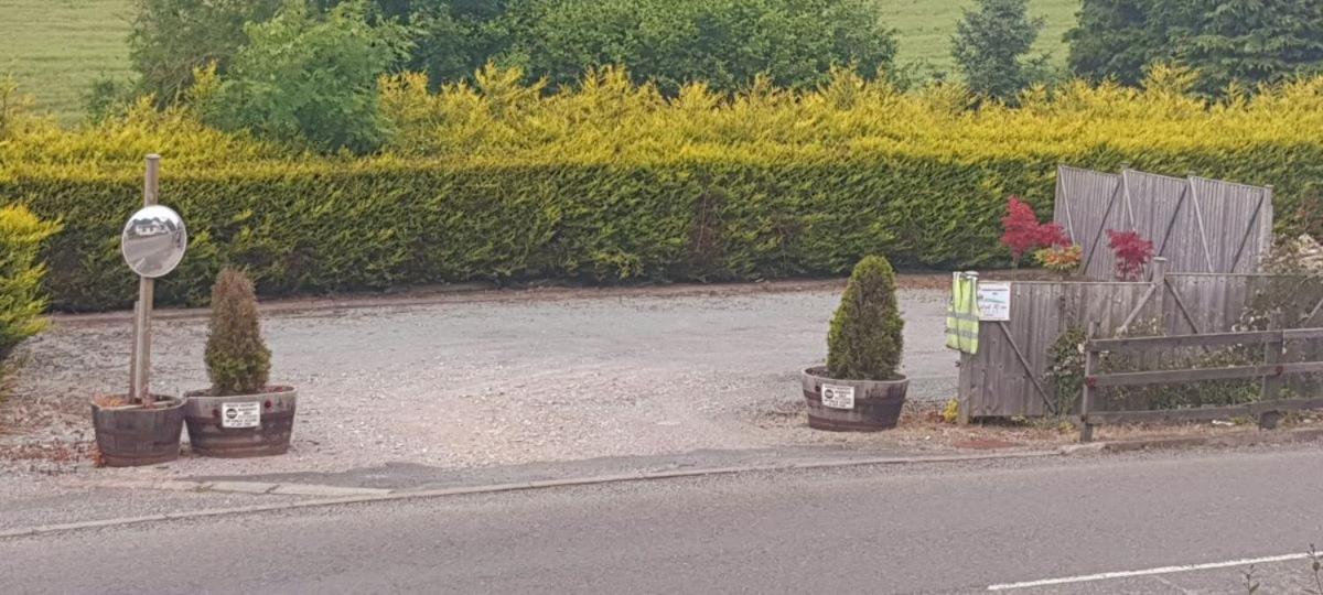 Welsh Row House Apartment Llandegla ภายนอก รูปภาพ